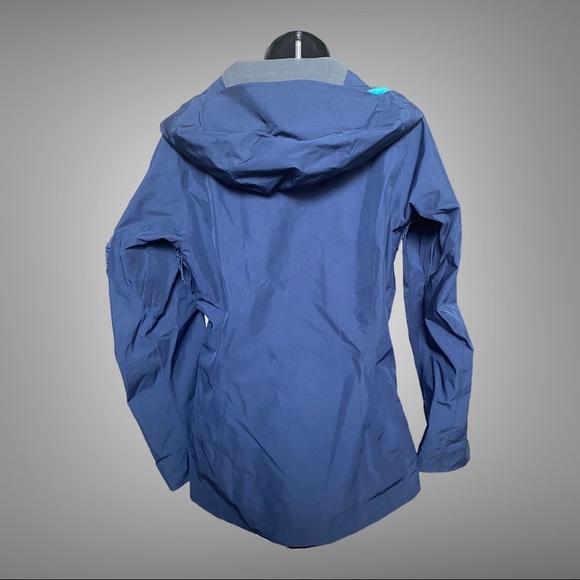 Patagonia Coat - Picture 2 of 15